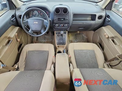Zdjęcie 8 z 13 samochodu: 2010 JEEP PATRIOT SPORT VIN:1J4NF1GB6AD675454 - miniatura