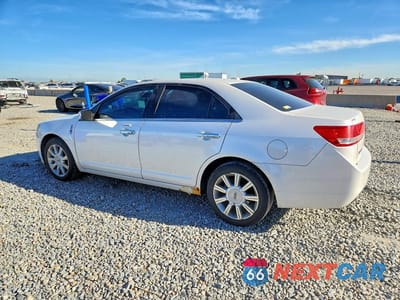 Drugie zdjęcie samochodu z przodu: 2010 LINCOLN MKZ VIN:3LNHL2GC2AR640813 - miniatura
