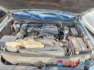 Zdjęcie 12 z 13 samochodu: 2008 FORD EXPLORER XLT VIN:1FMEU63E98UA91757 - miniatura