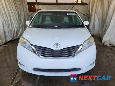 Piąte zdjęcie samochodu w środku: 2012 TOYOTA SIENNA XLE 7-PASSENGER VIN:5TDDK3DCXCS040055 - miniatura