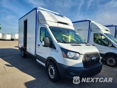 Czwarte zdjęcie samochodu z boku: 2022 FORD TRANSIT DELIVERY TRUCK VIN:1FDBW5Z87NKA39916 - miniatura