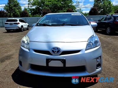 Piąte zdjęcie samochodu w środku: 2010 TOYOTA PRIUS VIN:JTDKN3DU2A0081898 - miniatura