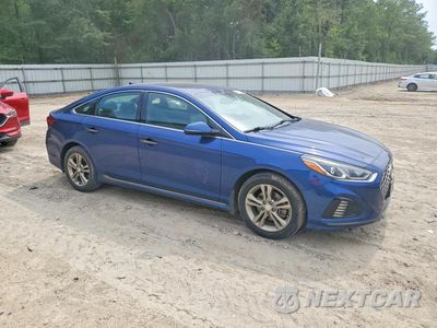 Czwarte zdjęcie samochodu z boku: 2019 HYUNDAI SONATA SPORT VIN:5NPE34AF5KH821091 - miniatura