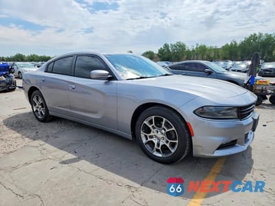 Czwarte zdjęcie samochodu z boku: 2015 DODGE CHARGER SXT VIN:2C3CDXJG3FH828011 - miniatura