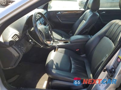 Zdjęcie 7 z 12 samochodu: 2007 MERCEDES-BENZ C 280 4MATIC VIN:WDBRF92H17F896649 - miniatura