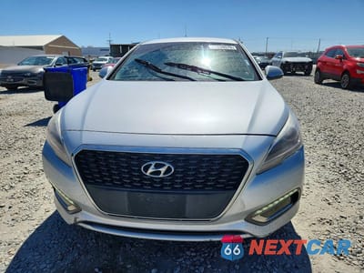 Piąte zdjęcie samochodu w środku: 2017 HYUNDAI SONATA HYBRID LIMITED VIN:KMHE34L37HA072499 - miniatura