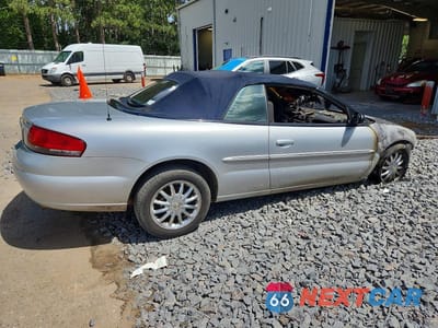 Trzecie zdjęcie samochodu z tyłu: 2002 CHRYSLER SEBRING LIMITED VIN:1C3EL65R02N257340 - miniatura