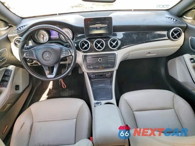 Zdjęcie 8 z 12 samochodu: 2015 MERCEDES-BENZ CLA 250 VIN:WDDSJ4EB9FN273544 - miniatura