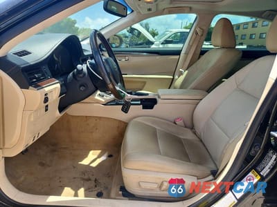 Zdjęcie 7 z 12 samochodu: 2013 LEXUS ES 350 VIN:JTHBK1GG3D2032316 - miniatura