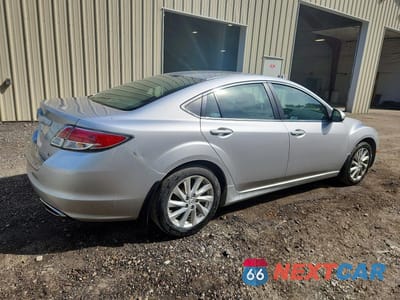 Trzecie zdjęcie samochodu z tyłu: 2011 MAZDA 6 S VIN:1YVHZ8CB4B5M04181 - miniatura
