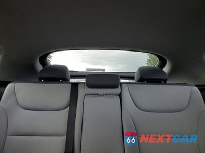 Zdjęcie 10 z 13 samochodu: 2021 HYUNDAI IONIQ SE VIN:KMHC75LC5MU260867 - miniatura