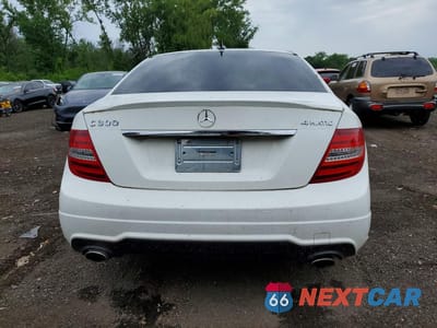 Zdjęcie 6 z 12 samochodu: 2014 MERCEDES-BENZ C 300 4MATIC VIN:WDDGF8AB3EA922247 - miniatura