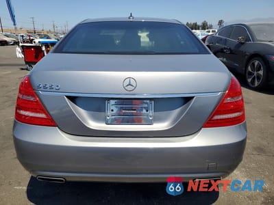 Zdjęcie 6 z 12 samochodu: 2012 MERCEDES-BENZ S 550 VIN:WDDNG7DB1CA490863 - miniatura