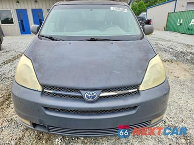 Zdjęcie 12 z 13 samochodu: 2004 TOYOTA SIENNA XLE LIMITED 7 PASSENGER VIN:5TDBA22CX4S008795 - miniatura