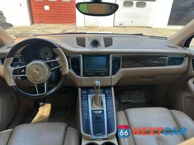 Zdjęcie 9 z 15 samochodu: 2015 PORSCHE MACAN S VIN:WP1AB2A56FLB51631 - miniatura