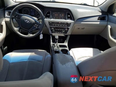 Zdjęcie 8 z 12 samochodu: 2016 HYUNDAI SONATA SE VIN:5NPE24AF5GH404046 - miniatura