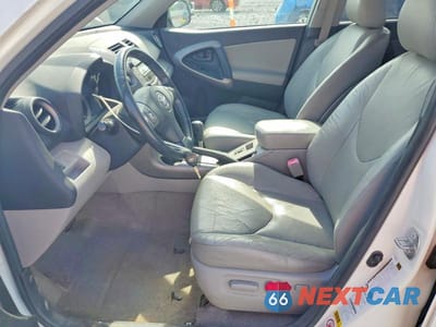 Zdjęcie 7 z 13 samochodu: 2008 TOYOTA RAV4 LIMITED VIN:JTMBK31V985060761 - miniatura