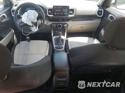 Zdjęcie 8 z 13 samochodu: 2025 HYUNDAI VENUE SEL VIN:KMHRC8A39SU375592 - miniatura