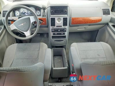 Zdjęcie 8 z 13 samochodu: 2009 CHRYSLER TOWN & COUNTRY LX VIN:2A8HR44E69R526800 - miniatura