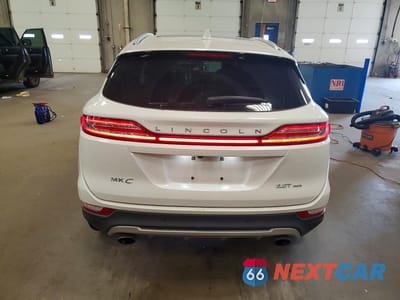 Zdjęcie 6 z 13 samochodu: 2017 LINCOLN MKC RESERVE VIN:5LMTJ3DH6HUL46577 - miniatura