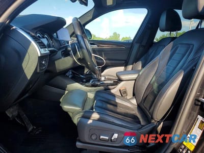 Zdjęcie 7 z 13 samochodu: 2019 BMW X3 XDRIVE30I VIN:5UXTR9C51KLE17435 - miniatura