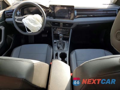 Zdjęcie 8 z 12 samochodu: 2025 VOLKSWAGEN JETTA SE VIN:3VW7X7BU6SM087824 - miniatura