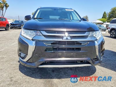 Piąte zdjęcie samochodu w środku: 2018 MITSUBISHI OUTLANDER SE VIN:JA4J24A53JZ054268 - miniatura