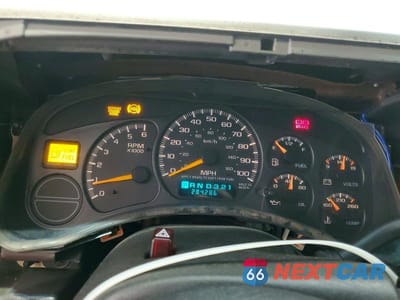 Zdjęcie 9 z 13 samochodu: 2000 CHEVROLET SUBURBAN K1500 VIN:3GNFK16T7YG123563 - miniatura