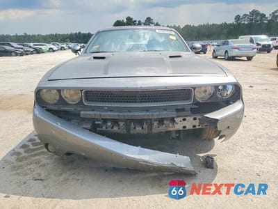 Piąte zdjęcie samochodu w środku: 2012 DODGE CHALLENGER SXT VIN:2C3CDYAG2CH121225 - miniatura
