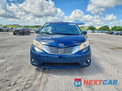 Piąte zdjęcie samochodu w środku: 2011 TOYOTA SIENNA LIMITED 7-PASSENGER VIN:5TDYK3DC5BS110710 - miniatura