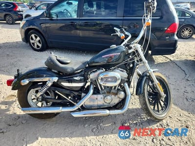 2007 HARLEY-DAVIDSON XL883 L 1HD4CR2157K468967 - główne zdjęcie licytacji z USA - miniatura