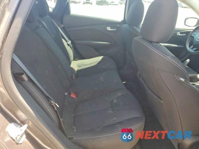 Zdjęcie 10 z 12 samochodu: 2015 DODGE DART SXT VIN:1C3CDFBB3FD180647 - miniatura