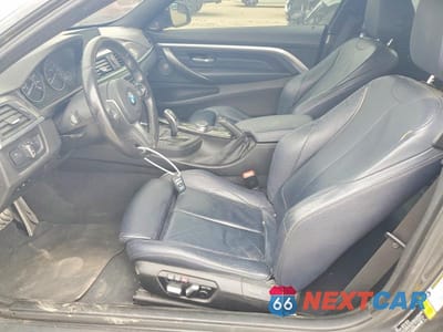 Zdjęcie 7 z 12 samochodu: 2019 BMW 440I VIN:WBA4W7C57KAG52823 - miniatura