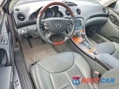 Zdjęcie 8 z 12 samochodu: 2005 MERCEDES-BENZ SL 500 VIN:WDBSK75F25F087301 - miniatura