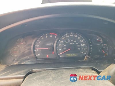 Zdjęcie 9 z 12 samochodu: 2005 TOYOTA TUNDRA SR5 VIN:5TBDT44155S476759 - miniatura
