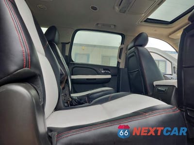 Zdjęcie 11 z 14 samochodu: 2013 CHEVROLET SUBURBAN K1500 LTZ VIN:1GNSKKE70DR261903 - miniatura