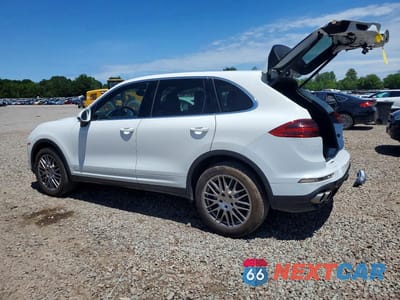 Drugie zdjęcie samochodu z przodu: 2016 PORSCHE CAYENNE S VIN:WP1AB2A25GLA95480 - miniatura