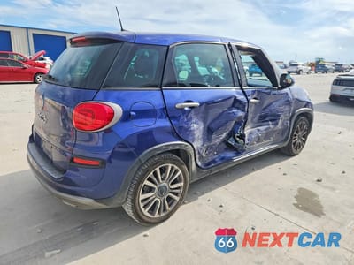 Trzecie zdjęcie samochodu z tyłu: 2019 FIAT 500L TREKKING VIN:ZFBNFADH8KZ041701 - miniatura