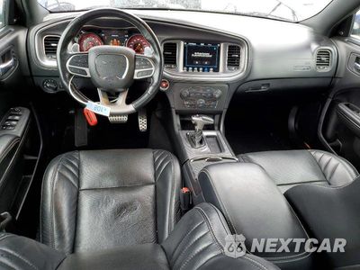 Zdjęcie 8 z 12 samochodu: 2021 DODGE CHARGER SRT HELLCAT VIN:2C3CDXL93MH602837 - miniatura