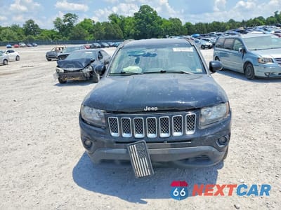 Piąte zdjęcie samochodu w środku: 2014 JEEP COMPASS LATITUDE VIN:1C4NJDEB5ED892282 - miniatura