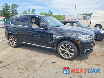 Czwarte zdjęcie samochodu z boku: 2018 BMW X5 XDRIVE35I VIN:5UXKR0C59JL074277 - miniatura