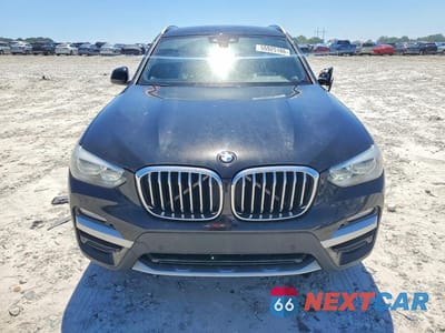 Piąte zdjęcie samochodu w środku: 2019 BMW X3 XDRIVE30I VIN:5UXTR9C54KLR03329 - miniatura