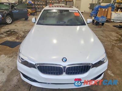 Piąte zdjęcie samochodu w środku: 2020 BMW 530 I VIN:WBAJR3C0XLWW55062 - miniatura