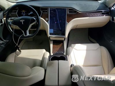 Zdjęcie 8 z 12 samochodu: 2017 TESLA MODEL S VIN:5YJSA1E28HF228847 - miniatura