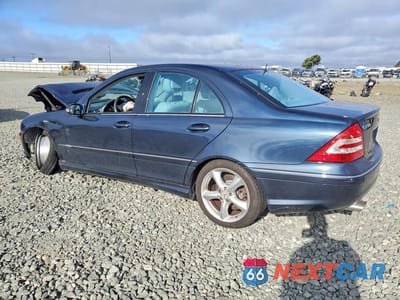 Drugie zdjęcie samochodu z przodu: 2005 MERCEDES-BENZ C 230K SPORT SEDAN VIN:WDBRF40J15F715667 - miniatura