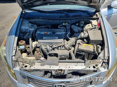 Zdjęcie 11 z 12 samochodu: 2009 HONDA ACCORD LX VIN:JHMCP263X9C006243 - miniatura