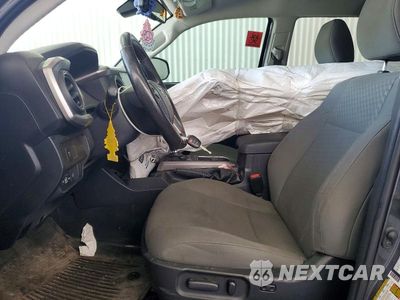 Zdjęcie 7 z 12 samochodu: 2020 TOYOTA TACOMA SR5 V6 VIN:3TMAZ5CN8LM126963 - miniatura