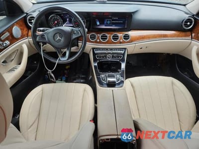 Zdjęcie 8 z 12 samochodu: 2018 MERCEDES-BENZ E 300 VIN:WDDZF4JB7JA470671 - miniatura