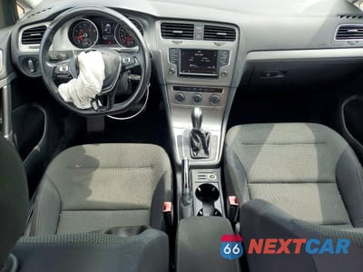 Zdjęcie 8 z 12 samochodu: 2016 VOLKSWAGEN GOLF S VIN:3VW217AU0GM038364 - miniatura