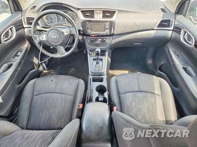 Zdjęcie 8 z 12 samochodu: 2018 NISSAN SENTRA SV VIN:3N1AB7AP6JL658173 - miniatura